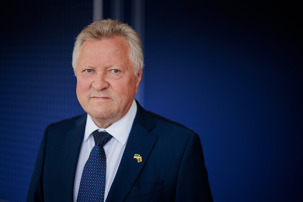 Korupcijos byloje figūruojantis Starkevičius atsisako Seimo nario mandato